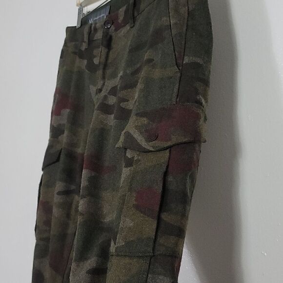Armani Exchange Wool Cargo Military Print Pants - Picture 3 of 13